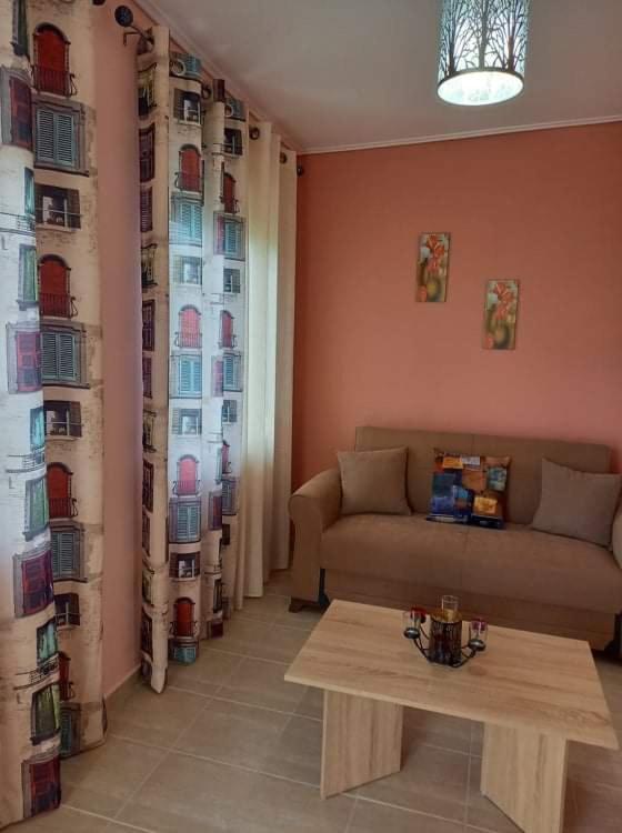 Peaceful House Near Airport Villa Pikérmion Екстериор снимка