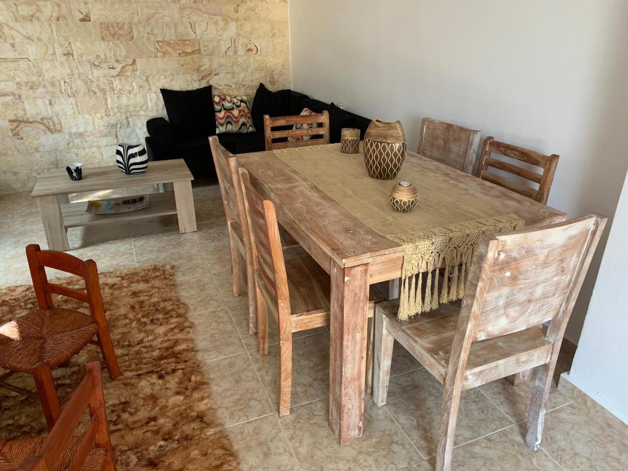 Peaceful House Near Airport Villa Pikérmion Екстериор снимка